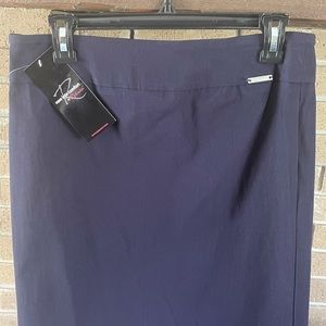 Rekucci Rayon blend skirt NWT navy blue 19”